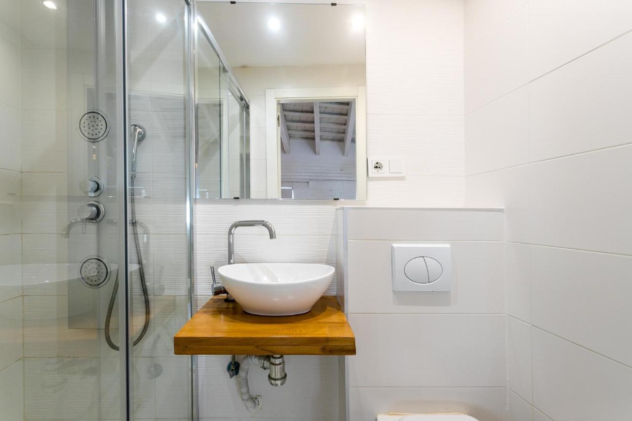 Baron Suites Reina Valencia Buitenkant foto