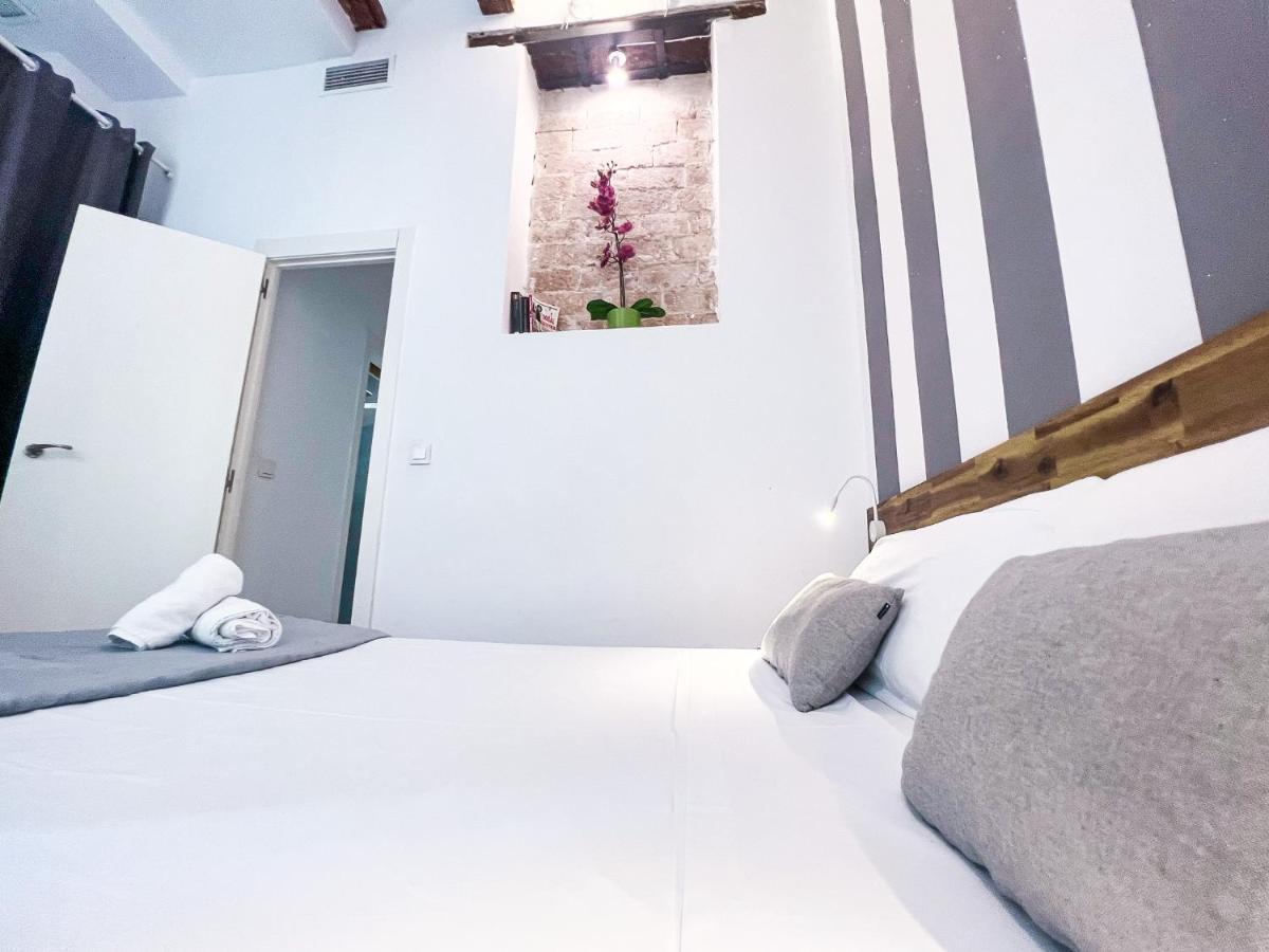 Baron Suites Reina Valencia Buitenkant foto