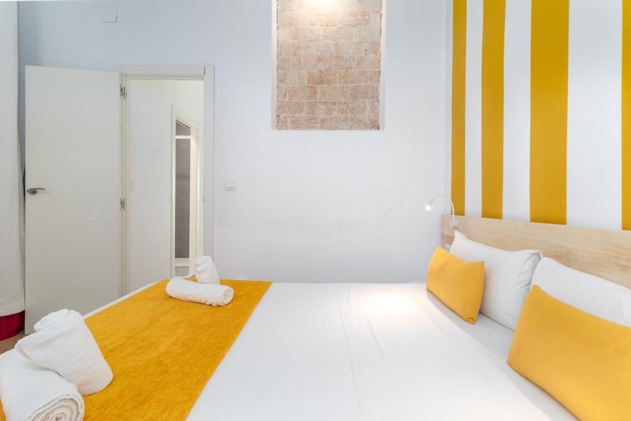 Baron Suites Reina Valencia Buitenkant foto