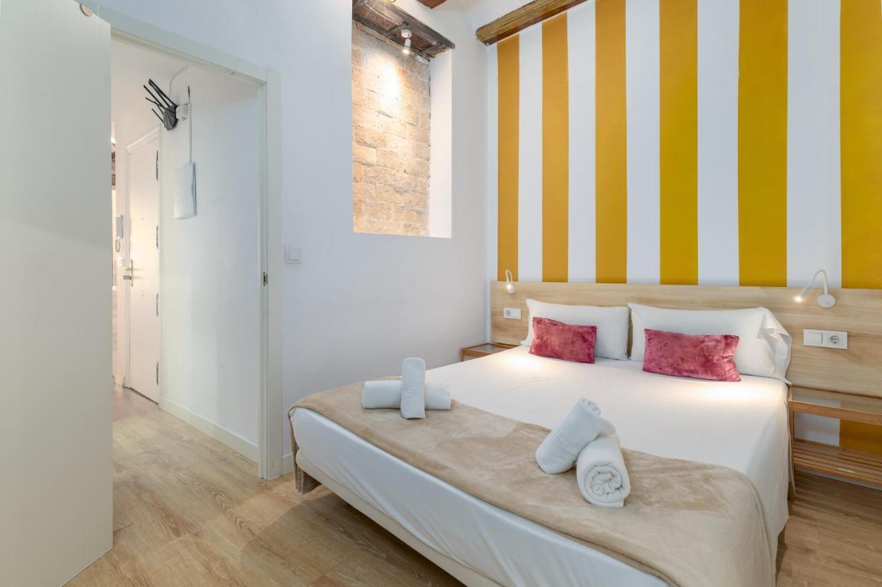Baron Suites Reina Valencia Buitenkant foto